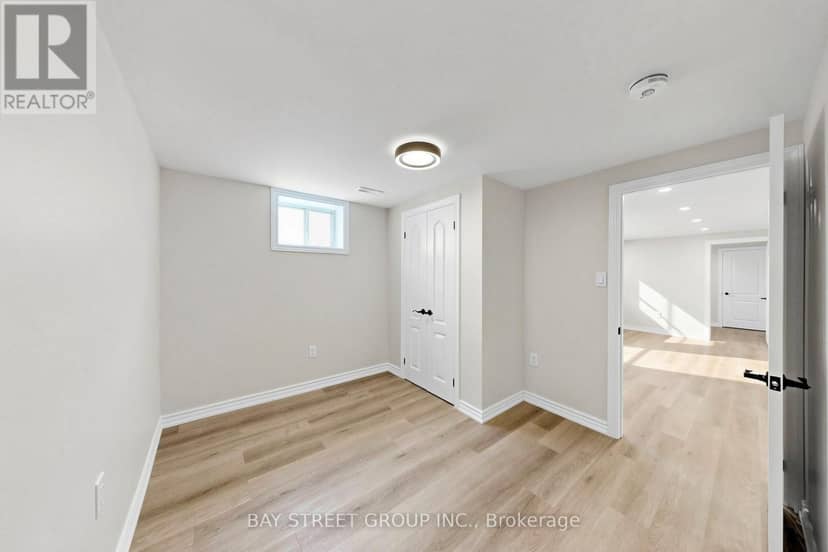28 Warren Avenue — photo 25 of 40