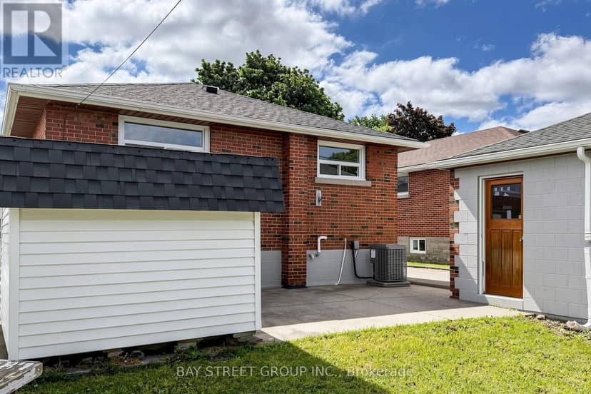 28 Warren Avenue — photo 35 of 40