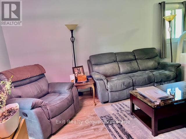 116 Nicholas Street — photo 16 of 36