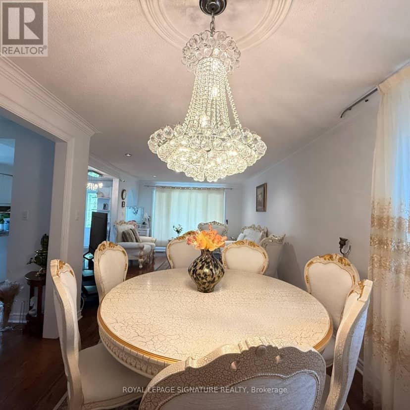 117 Romfield Circuit — photo 13 of 34