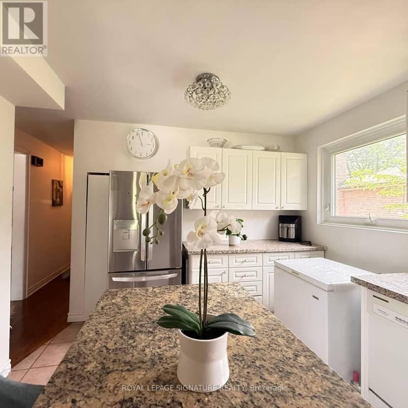 117 Romfield Circuit — photo 10 of 34
