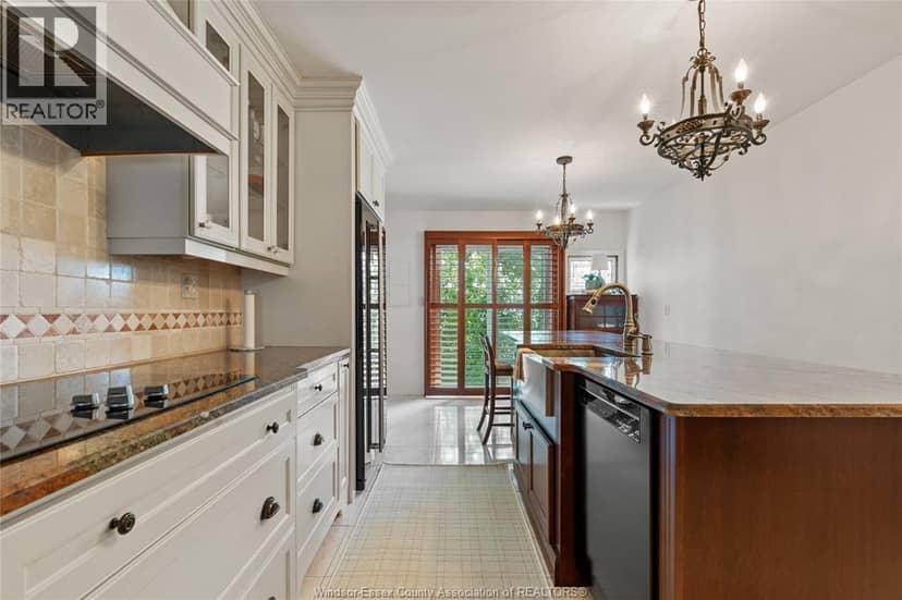 4445 Concession Rd 9 — photo 9 of 40