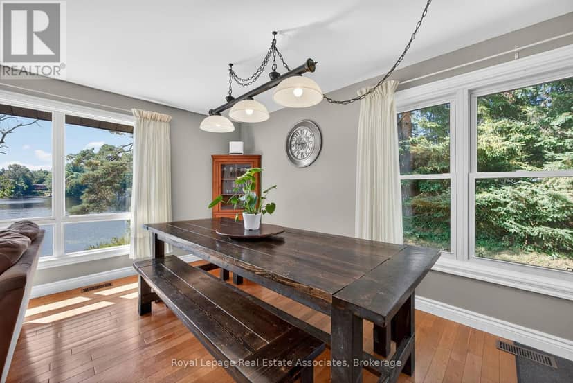 389 Falcon Road — photo 12 of 40