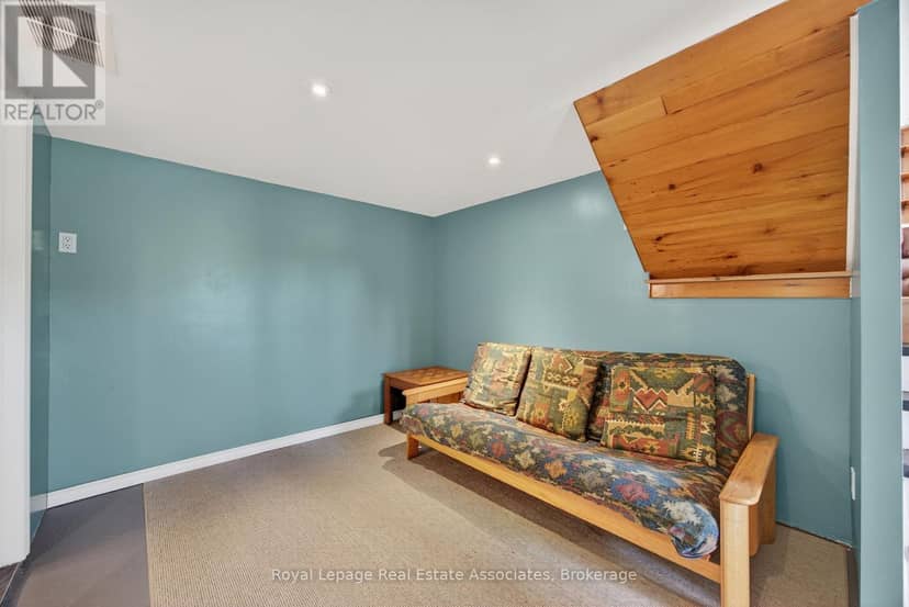 389 Falcon Road — photo 36 of 40