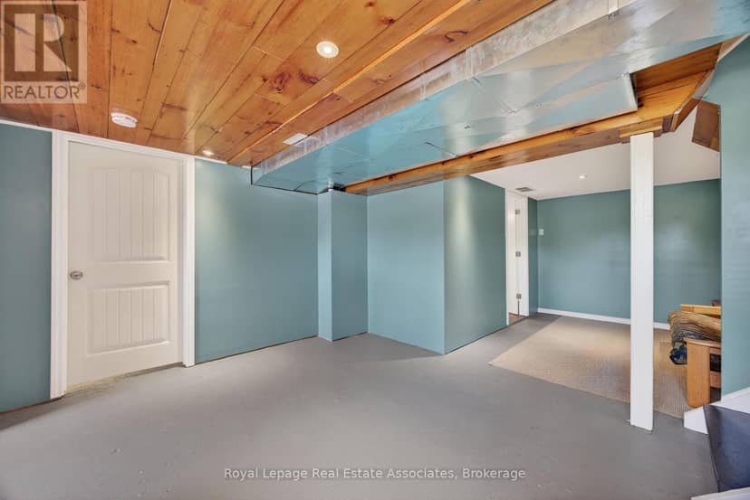 389 Falcon Road — photo 35 of 40