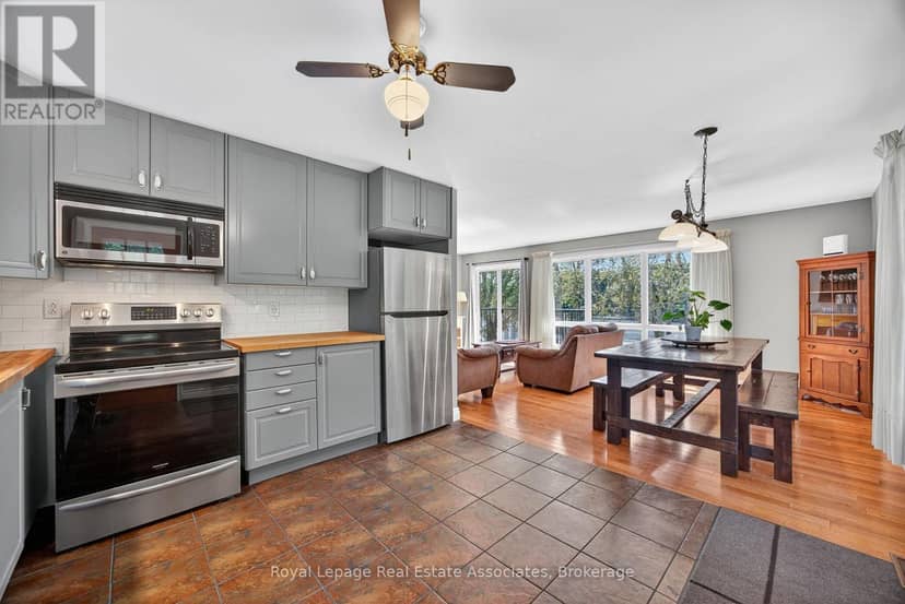 389 Falcon Road — photo 8 of 40