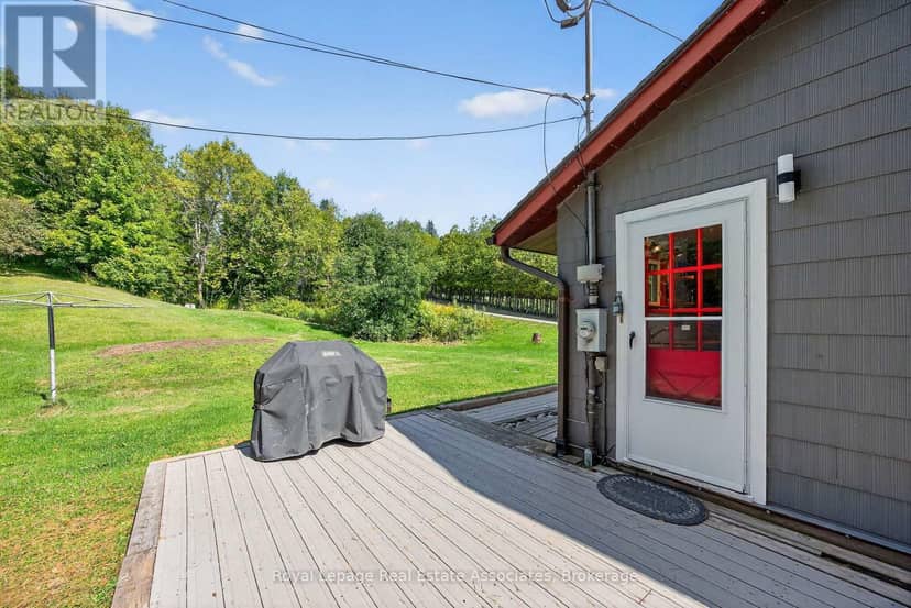 389 Falcon Road — photo 7 of 40