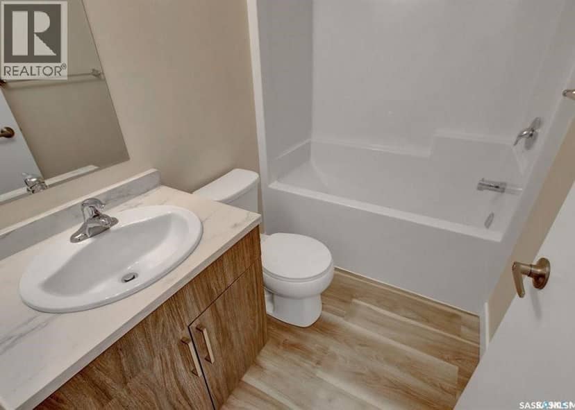 2423 Reynolds STREET — photo 12 of 20