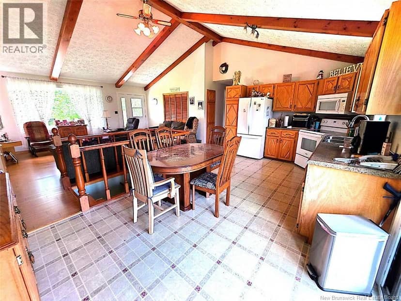 2923 Route 205, Saint-François-de-Madawaska, photo 3