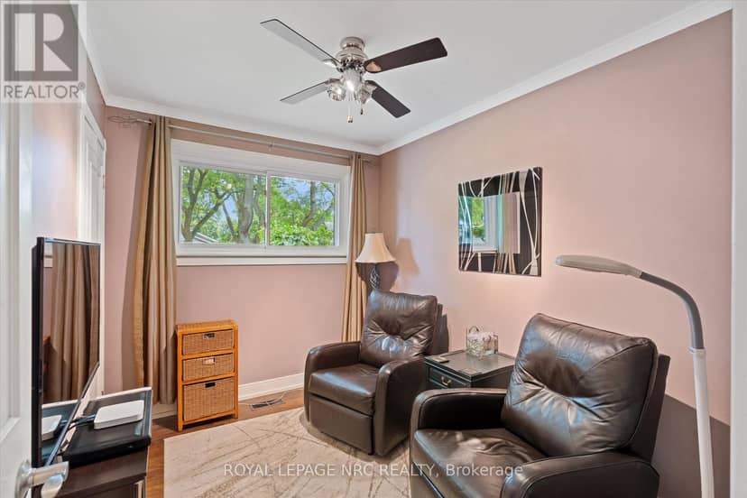 10 Wakelin Terrace — photo 13 of 40