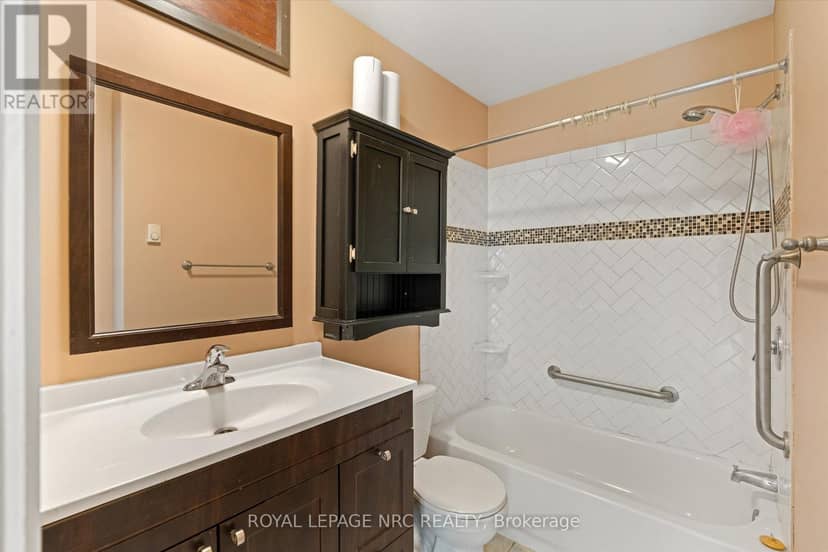 10 Wakelin Terrace — photo 32 of 40