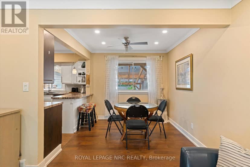 10 Wakelin Terrace — photo 7 of 40