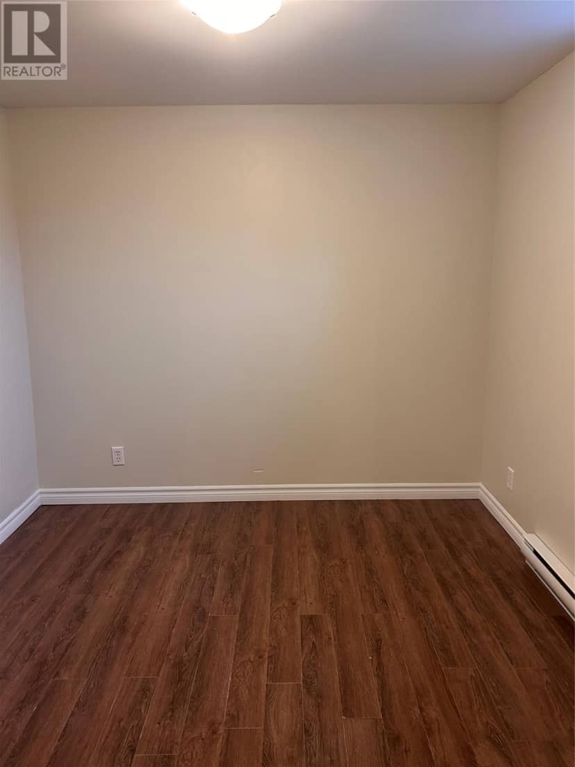 20 Pleasant Street — photo 16 of 26