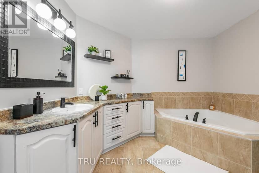 52 South Indian Drive — photo 17 of 40