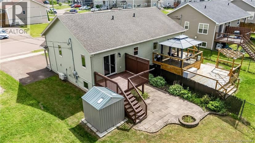 57 Clarendon Drive — photo 39 of 40