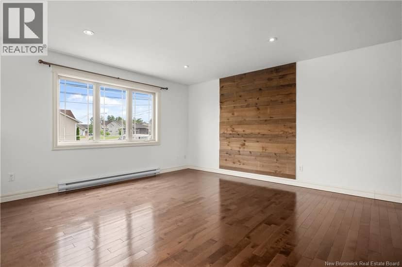 57 Clarendon Drive — photo 6 of 40
