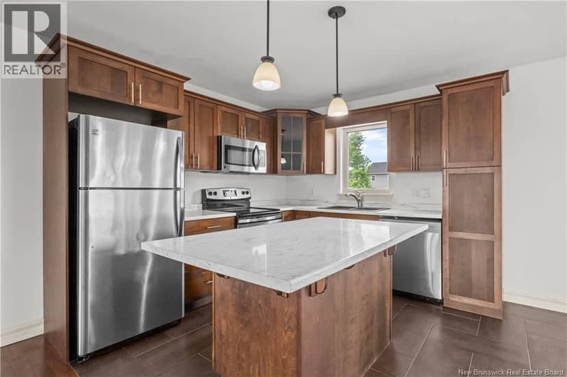 57 Clarendon Drive — photo 10 of 40