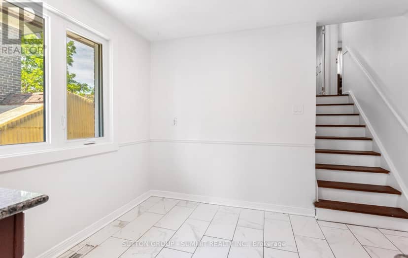 109 Elnathan Crescent — photo 17 of 40