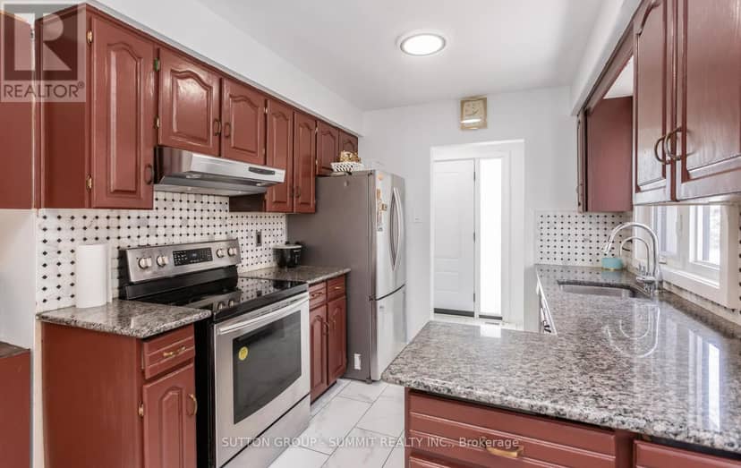 109 Elnathan Crescent — photo 21 of 40