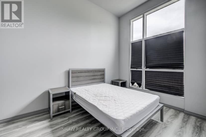 G105 - 275 Larch Street — photo 12 of 23