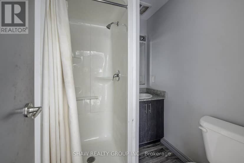 G105 - 275 Larch Street — photo 19 of 23