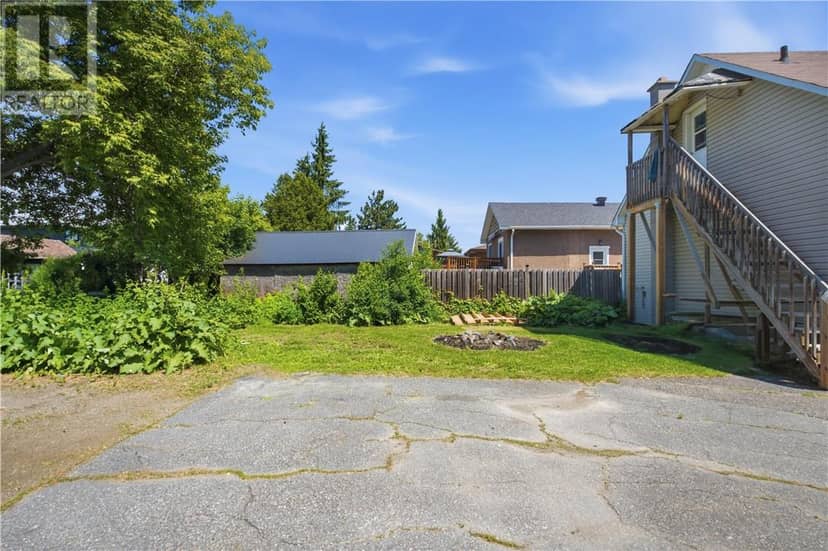 913 Miller Street — photo 40 of 40