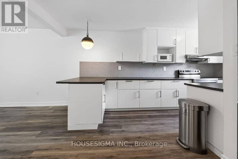 143 - 166 Southdale Road W — photo 23 of 40
