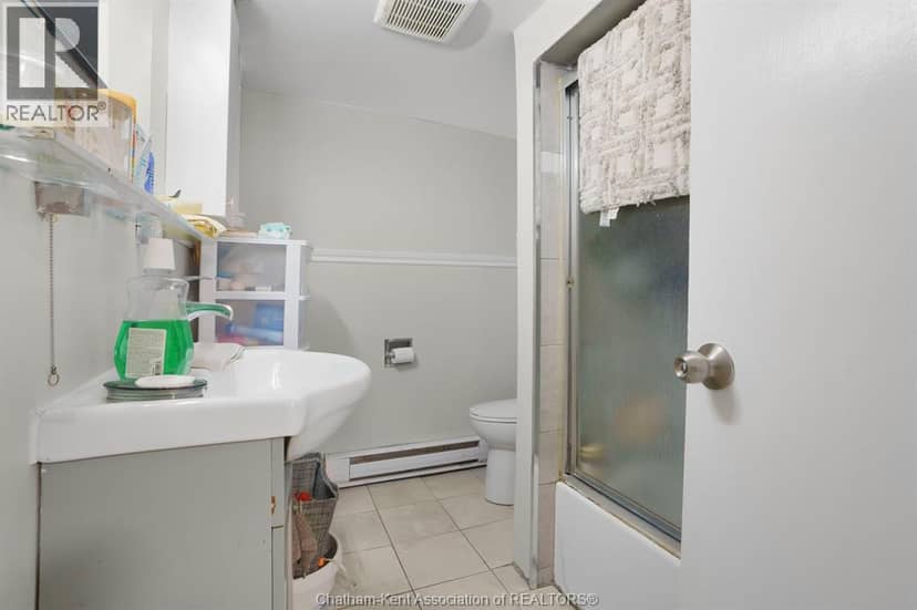194 Murray STREET — photo 17 of 25