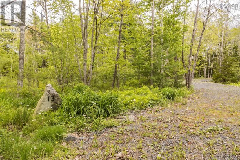 13 Cottage Lane — photo 4 of 29