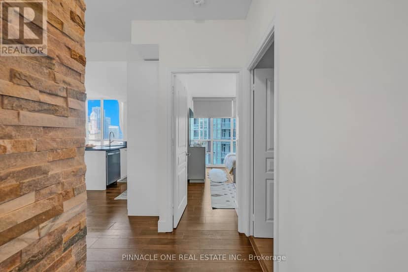 1712 - 223 Webb Drive — photo 10 of 36