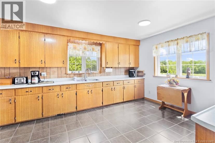 989 Cumberland Point Road — photo 9 of 40