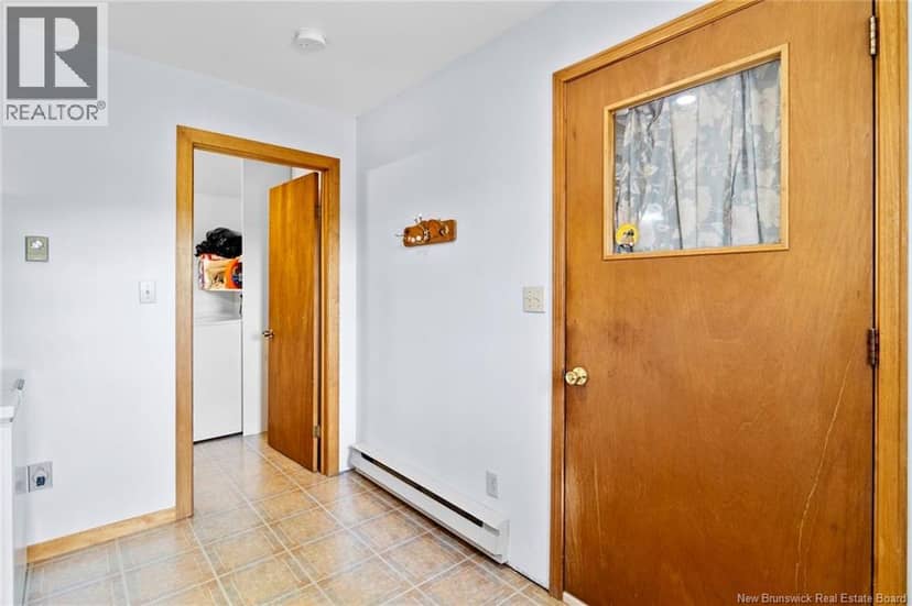 989 Cumberland Point Road — photo 5 of 40
