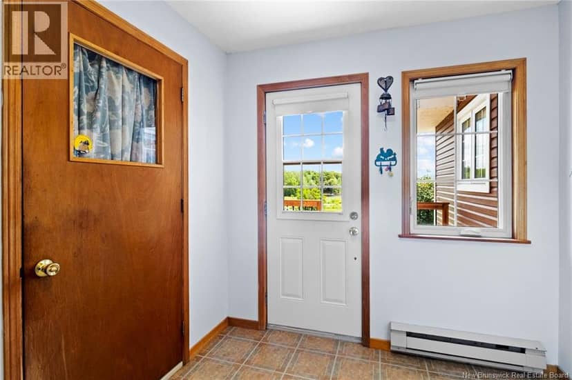 989 Cumberland Point Road — photo 4 of 40