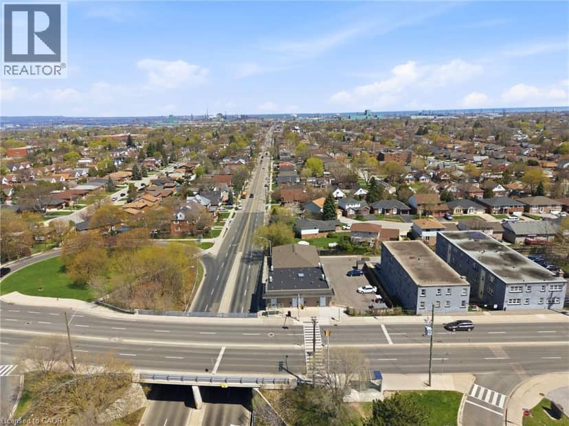 1745 KING Street E, Hamilton, photo 2