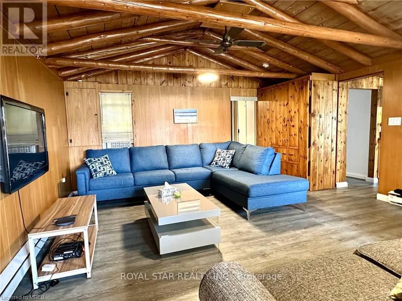 85 Simpson Avenue — photo 17 of 38