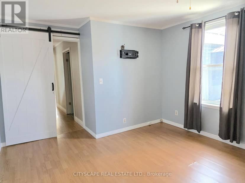 64 George Street S — photo 20 of 40