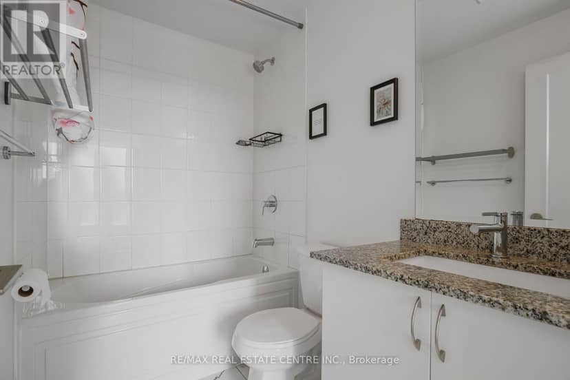 309 - 3220 Sheppard Avenue E — photo 19 of 40