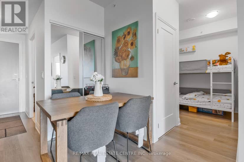 309 - 3220 Sheppard Avenue E — photo 30 of 40