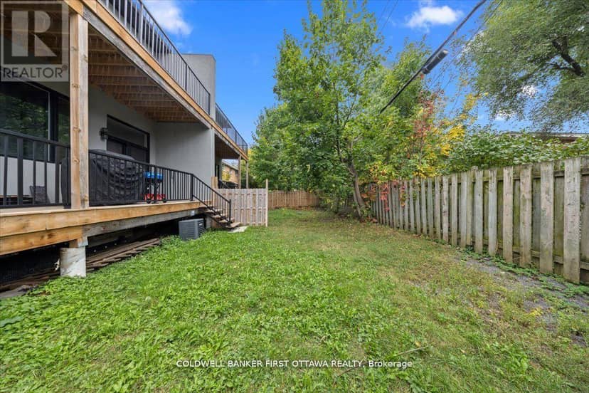 562 Queen Mary Street — photo 38 of 40