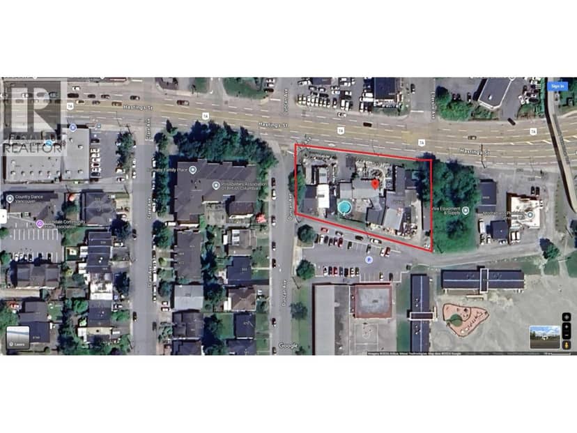 6886 HASTINGS STREET, Burnaby, photo 2
