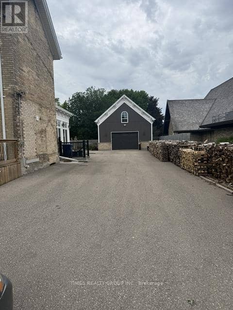 220 Hibernia Street — photo 23 of 26