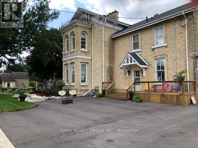220 Hibernia Street, Stratford, photo 2