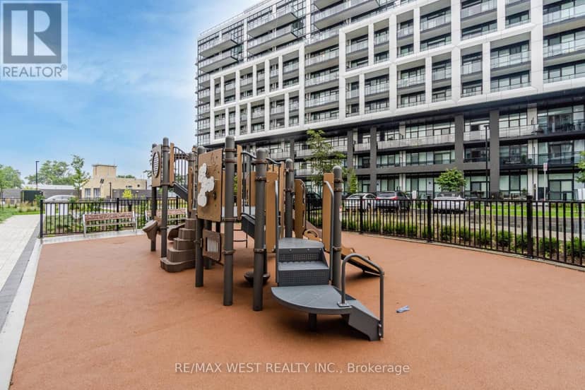 218 - 60 George Butchart Drive — photo 30 of 33