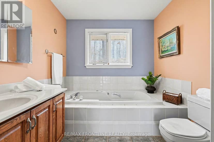 1047 Country Lane — photo 29 of 40