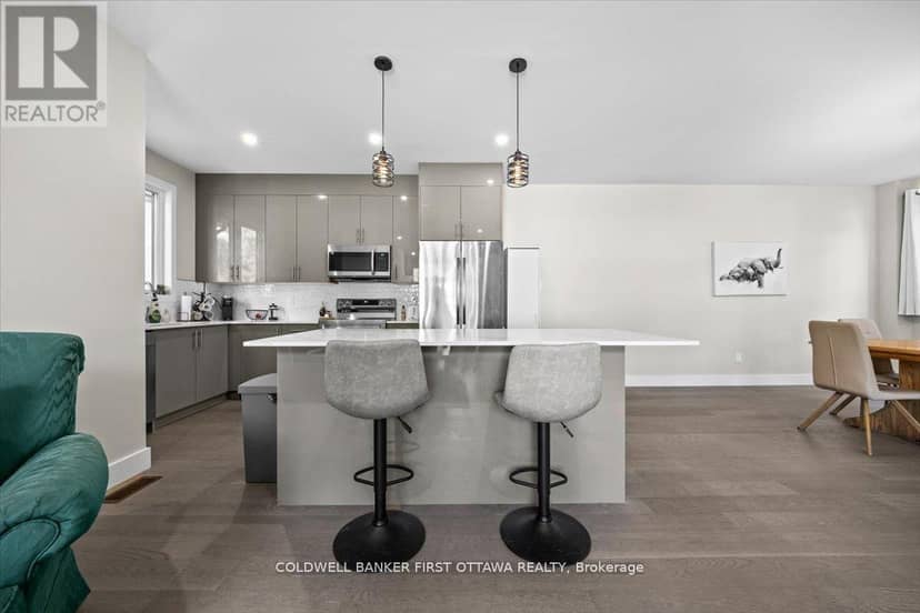 A/B - 22 Inverkip Avenue, Ottawa, photo 7