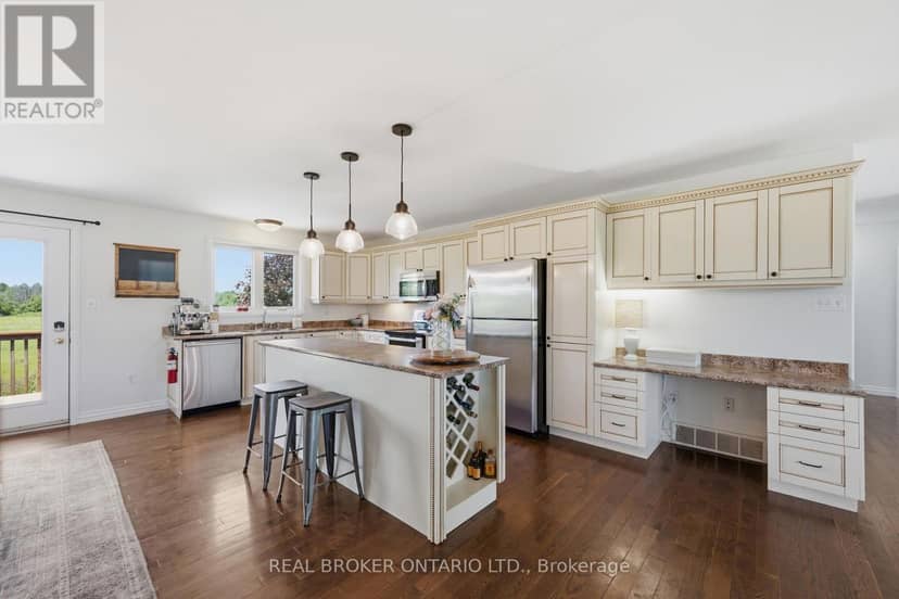 1659 Lindsay Road — photo 13 of 40