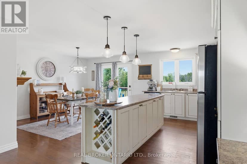 1659 Lindsay Road — photo 18 of 40