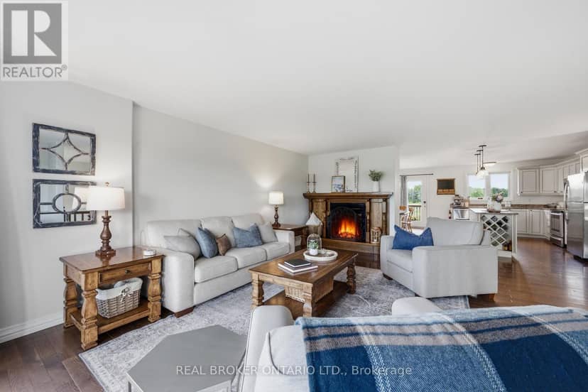 1659 Lindsay Road — photo 7 of 40