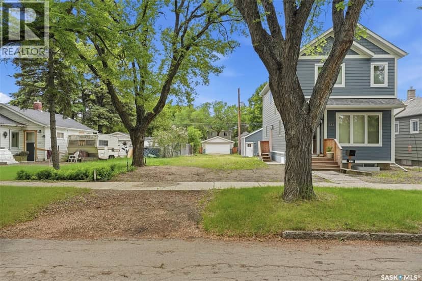233 1st STREET E, Saskatoon, photo 2