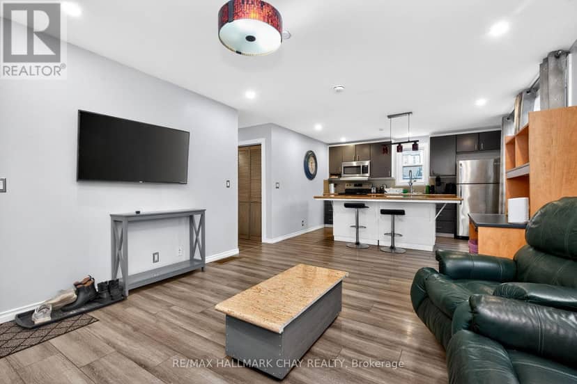 371 Barrie Road, Orillia, photo 4